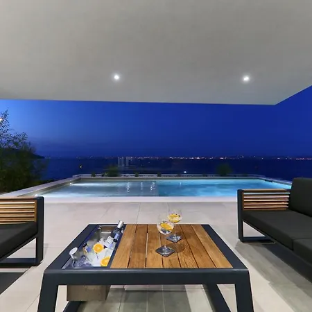 Vila Beautiful Per Lei In Dalmatia *